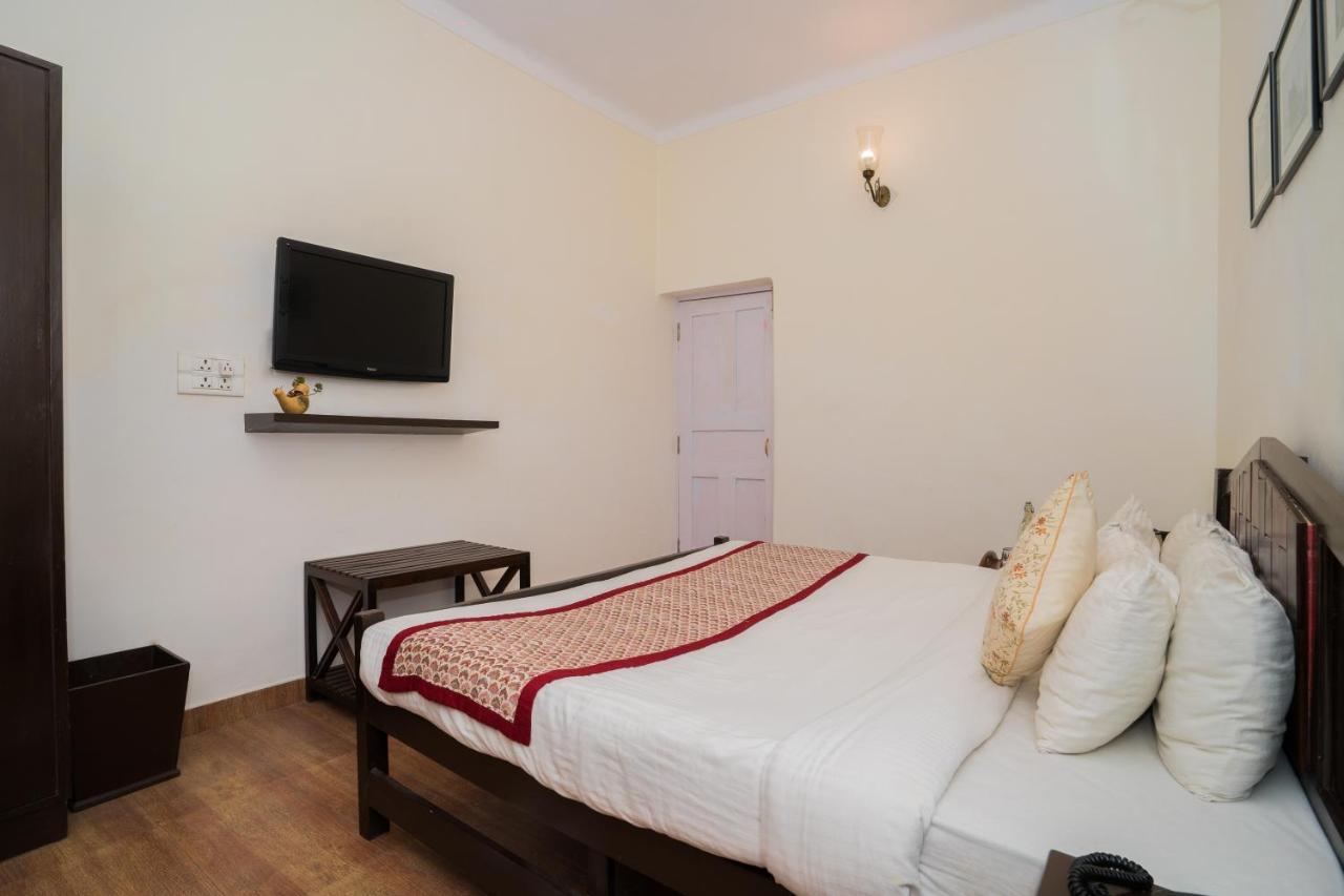Bhikampur Lodge By Howard Nainital Bagian luar foto