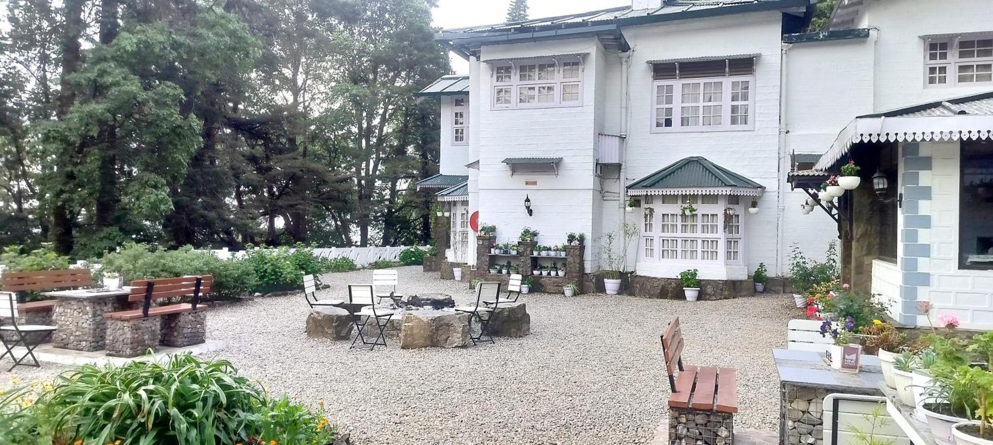 Bhikampur Lodge By Howard Nainital Bagian luar foto