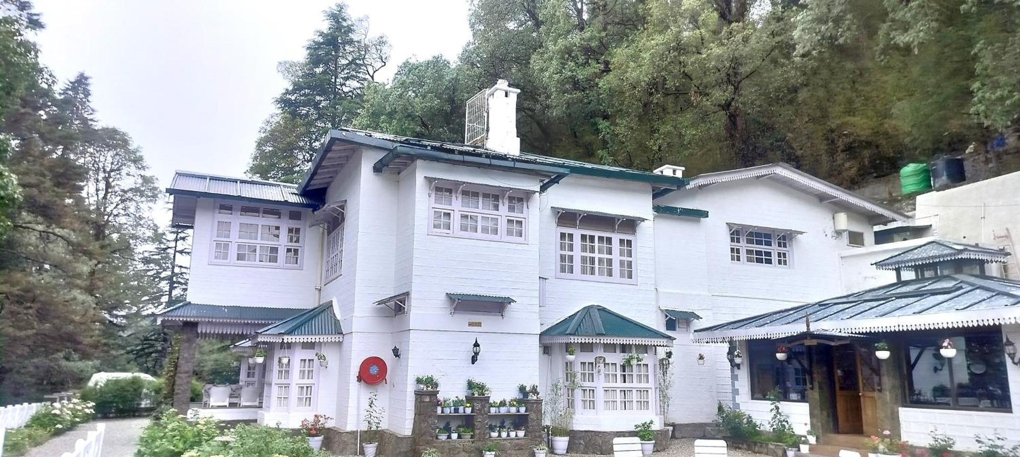 Bhikampur Lodge By Howard Nainital Bagian luar foto